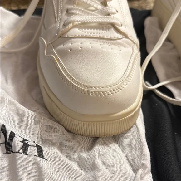 Zara White Sneakers - Picture 3 of 8